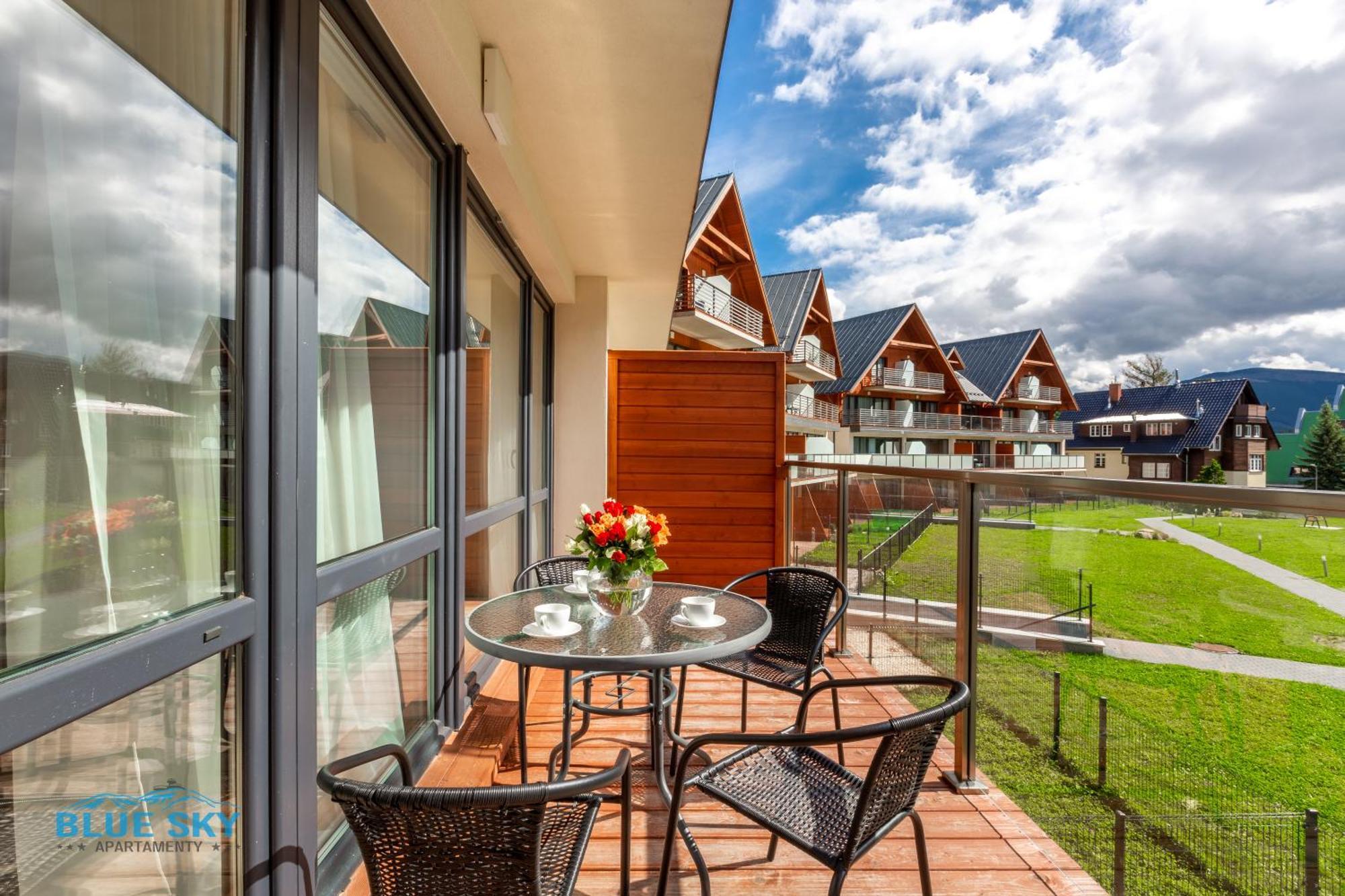 Apartamenty Bluesky - Karkonoska 13, Z Widokiem Na Gory, Blisko Szlakow I Wyciagow, W Zielonej Okolicy Karpacz Phòng bức ảnh